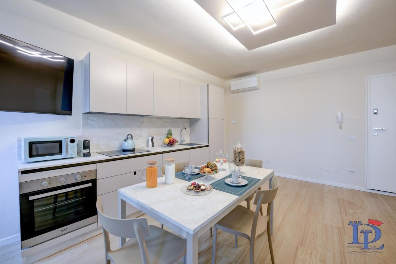 Desenzanoloft Official Partner Marriott Homes & Villas - Apa Dom Downtown Family Apartment ديسينسانو ديل غاردا المظهر الخارجي الصورة
