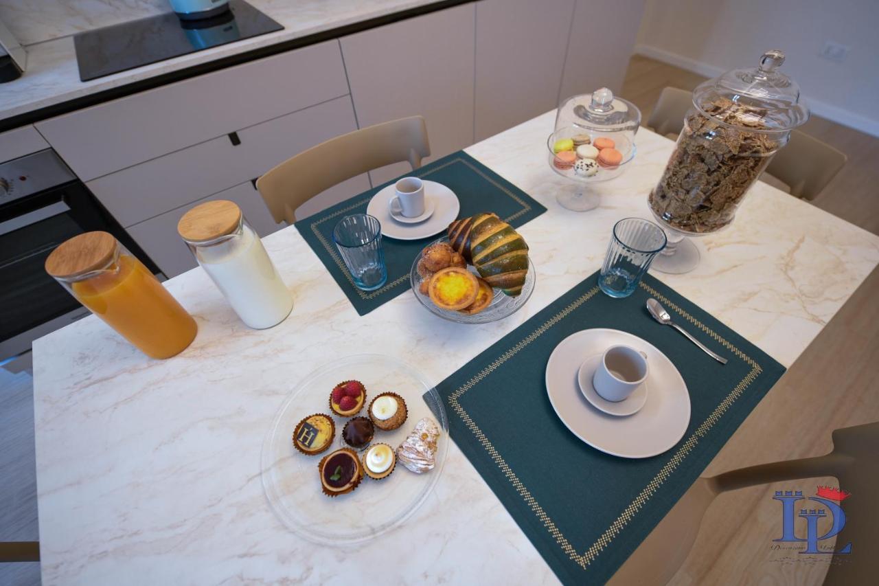 Desenzanoloft Official Partner Marriott Homes & Villas - Apa Dom Downtown Family Apartment ديسينسانو ديل غاردا المظهر الخارجي الصورة