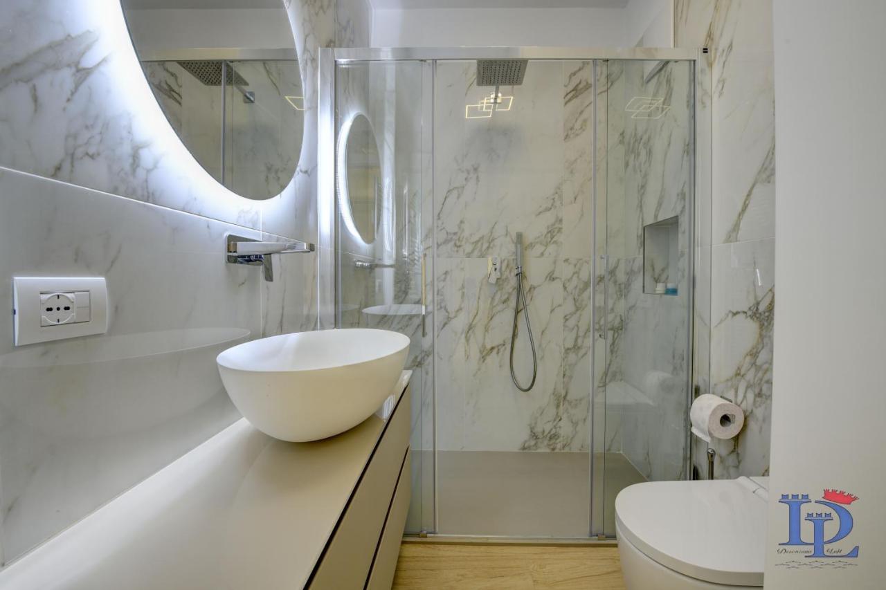 Desenzanoloft Official Partner Marriott Homes & Villas - Apa Dom Downtown Family Apartment ديسينسانو ديل غاردا المظهر الخارجي الصورة